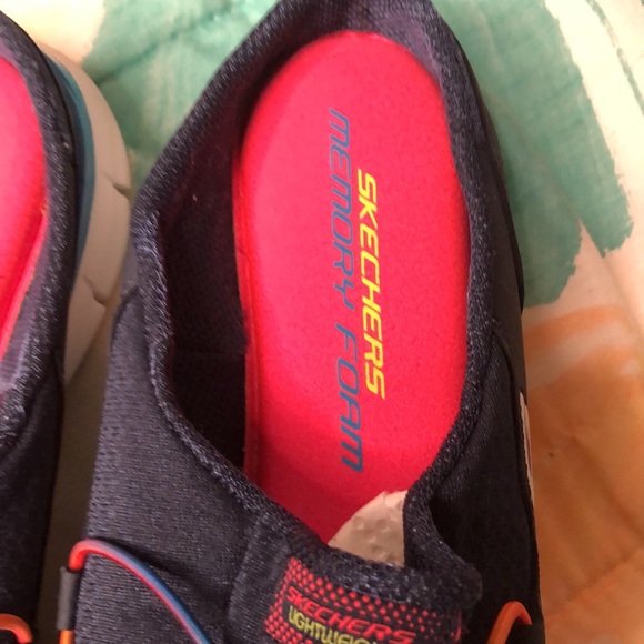 Skechers synergy free play women’s slip on loafers. Size 9.5 - Picture 3 of 6